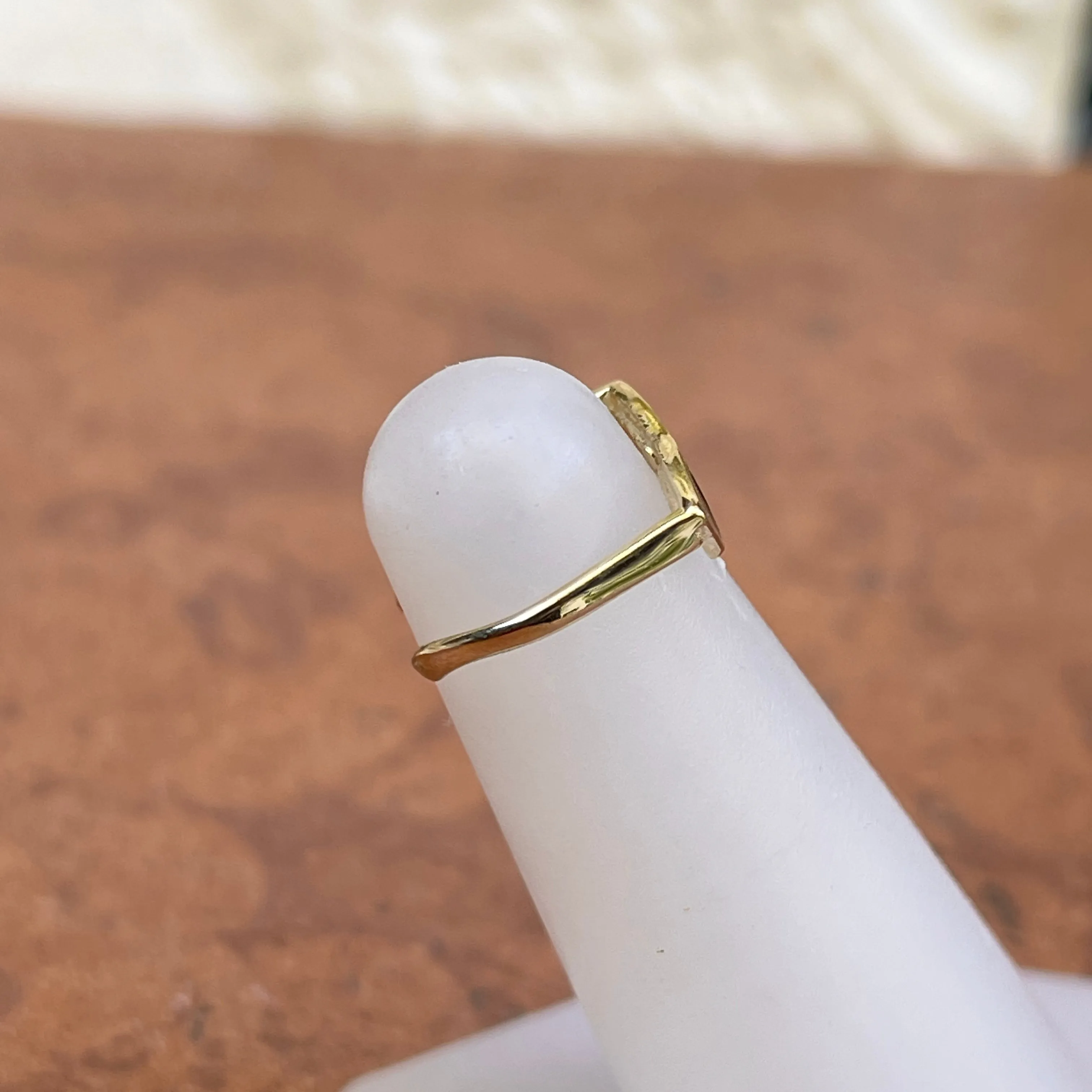 14KT Yellow Gold Black Enamel Sunglasses Toe Ring