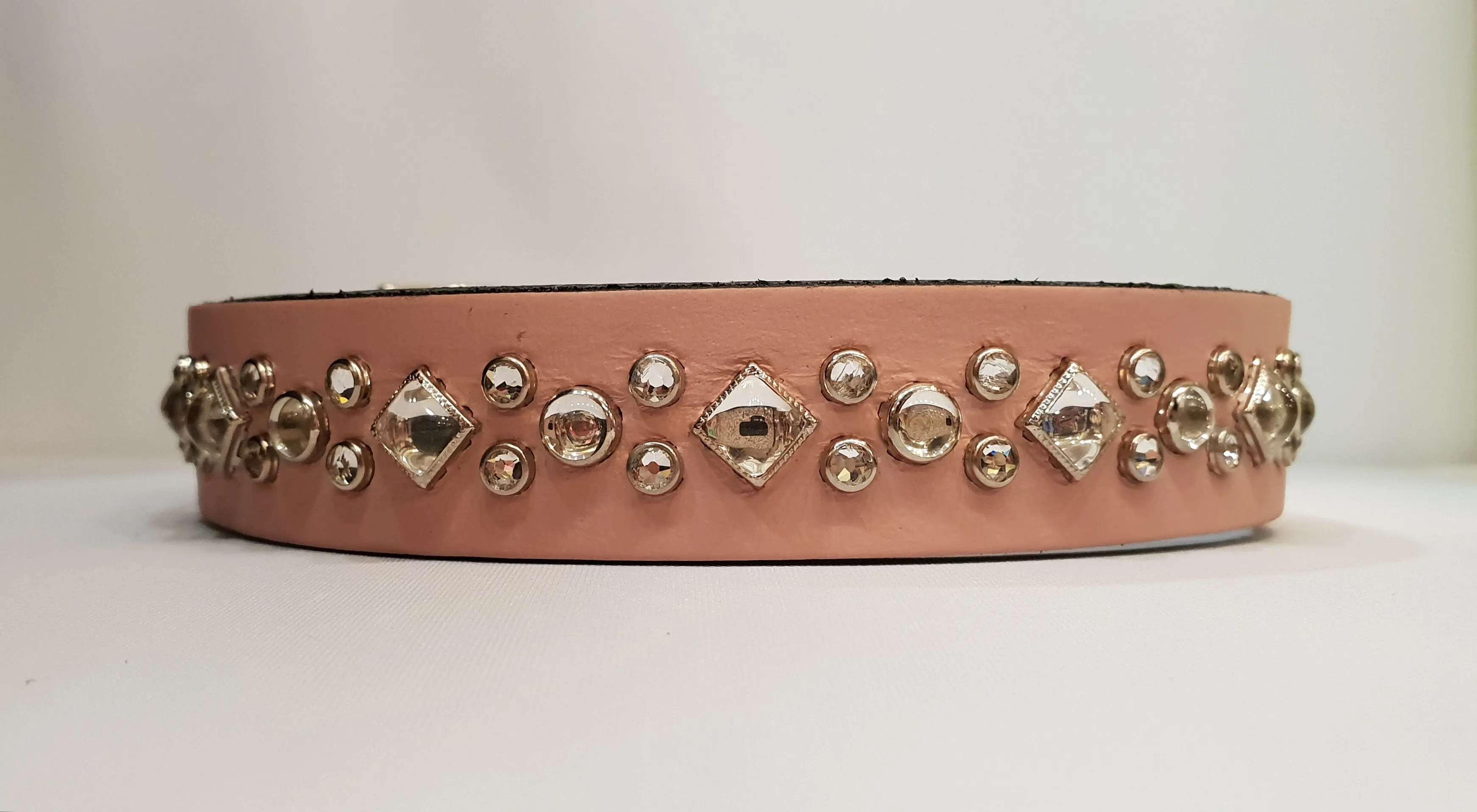Aud 1" Collar - Pink Leather / Clear Crystals