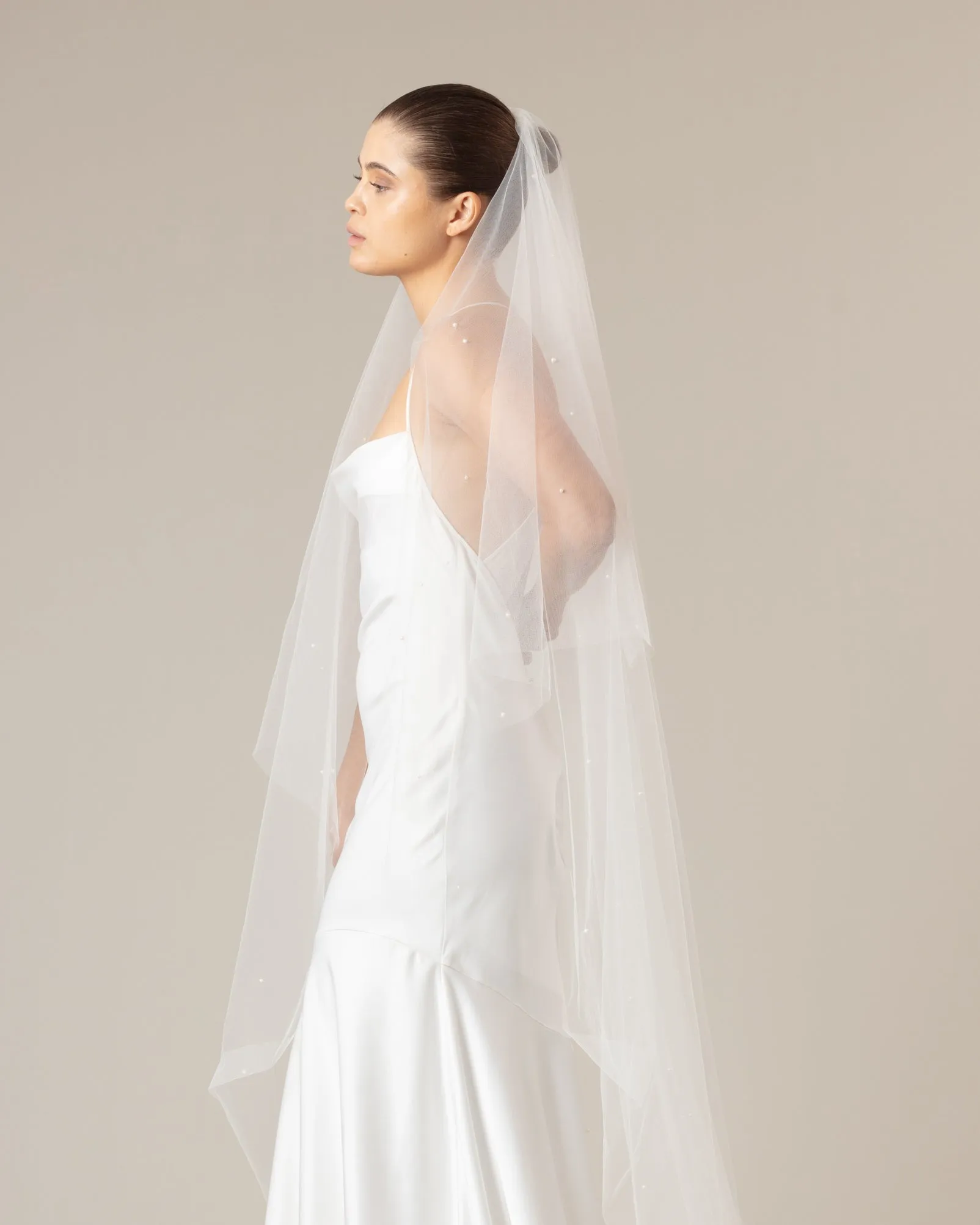 BRILLO PEARL VEIL WITH BLUSHER