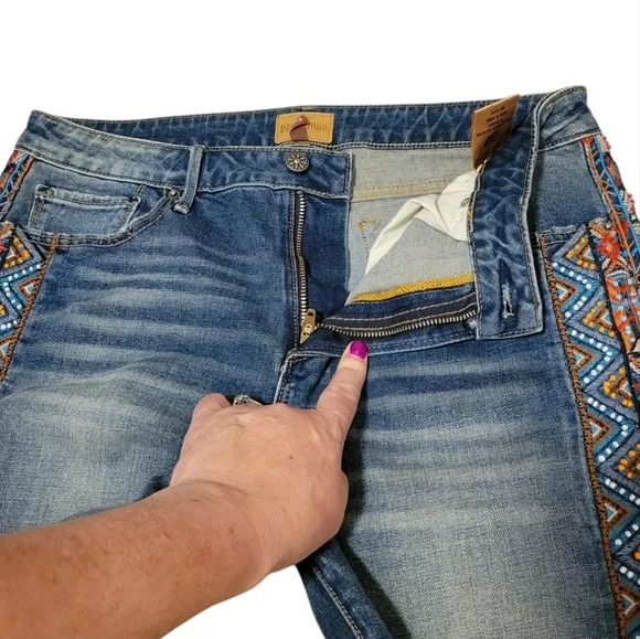 Driftwood Jackie Embroidered and Beaded High Waist Blue Jeans Women's Size 30