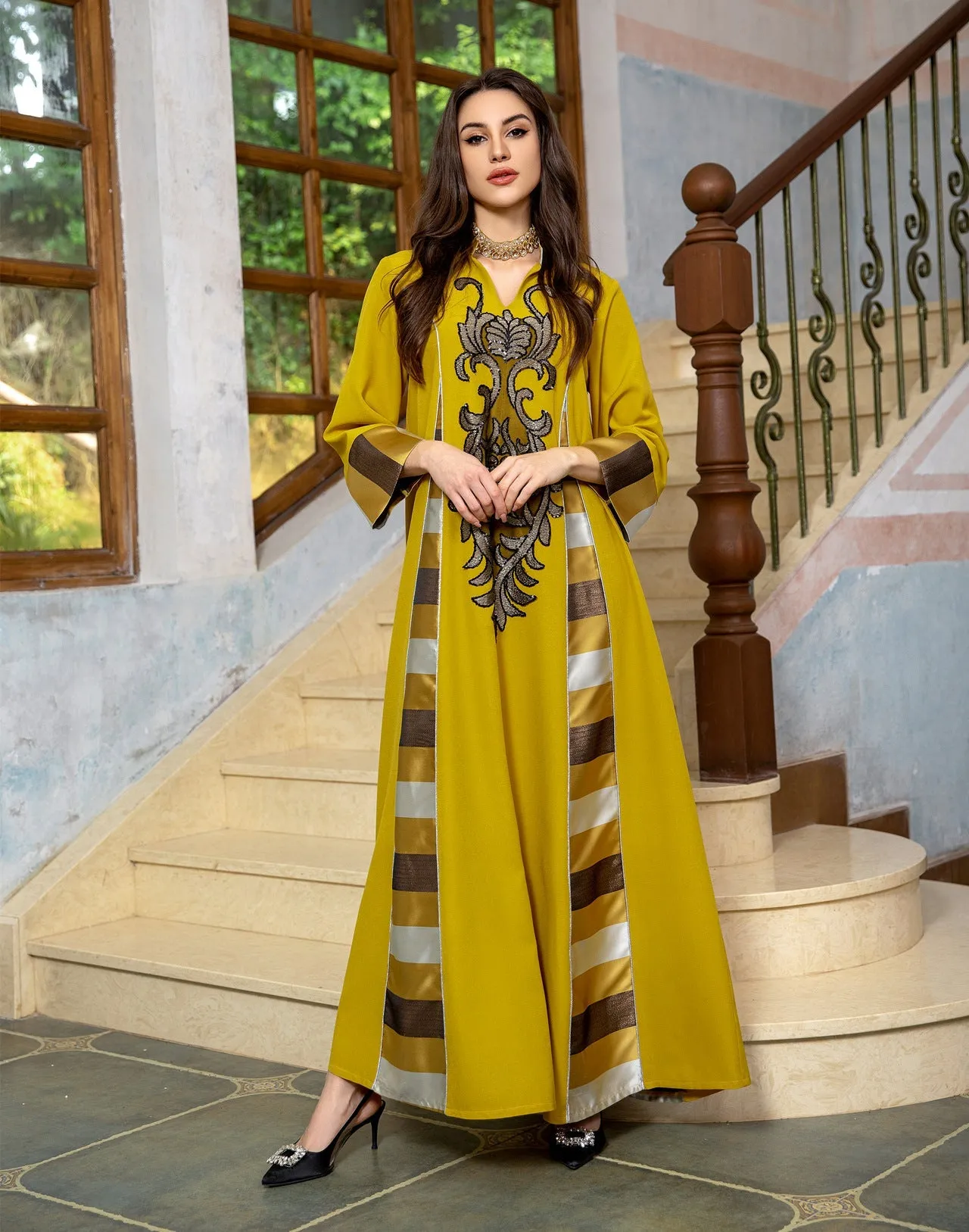 Embroidered Jalabiya