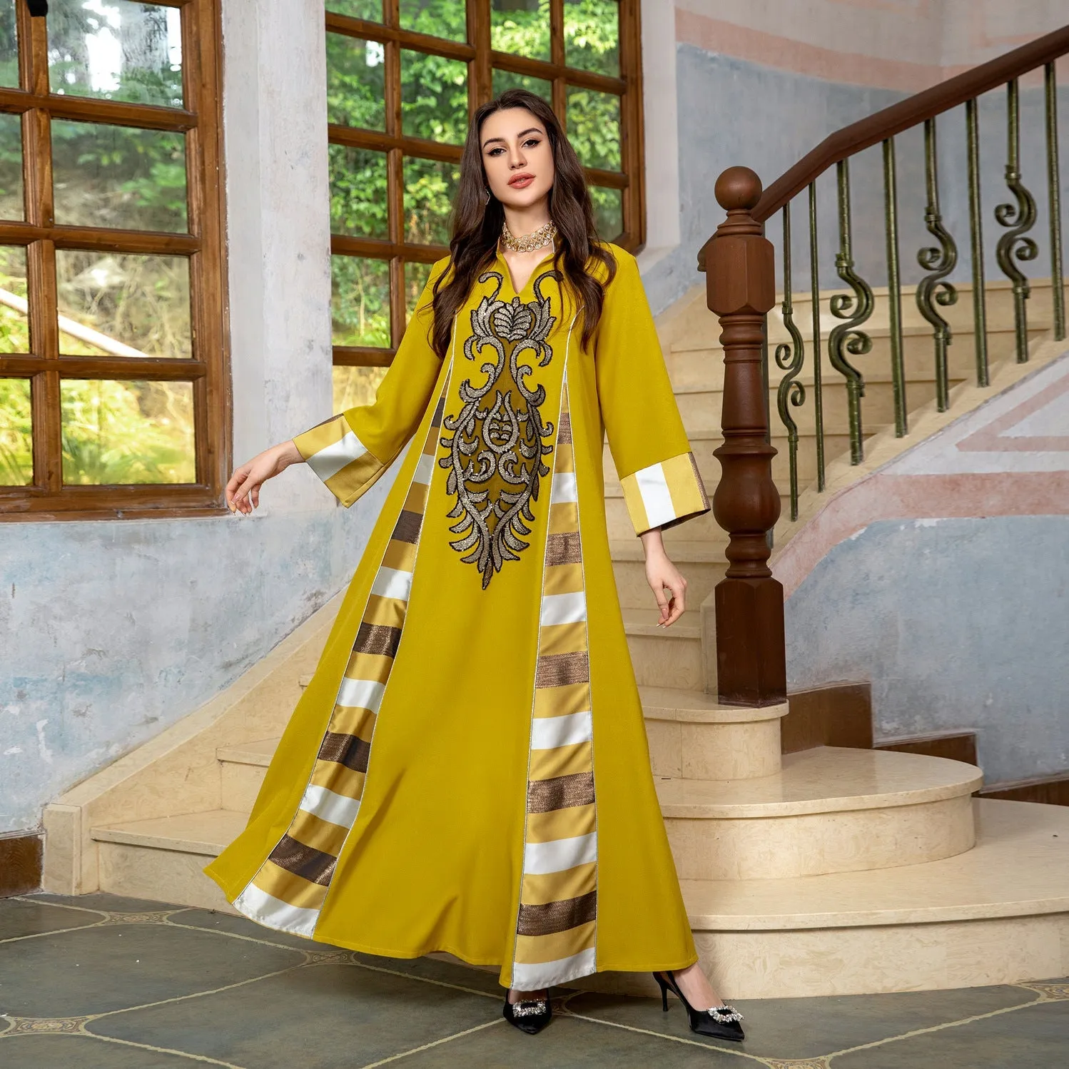Embroidered Jalabiya
