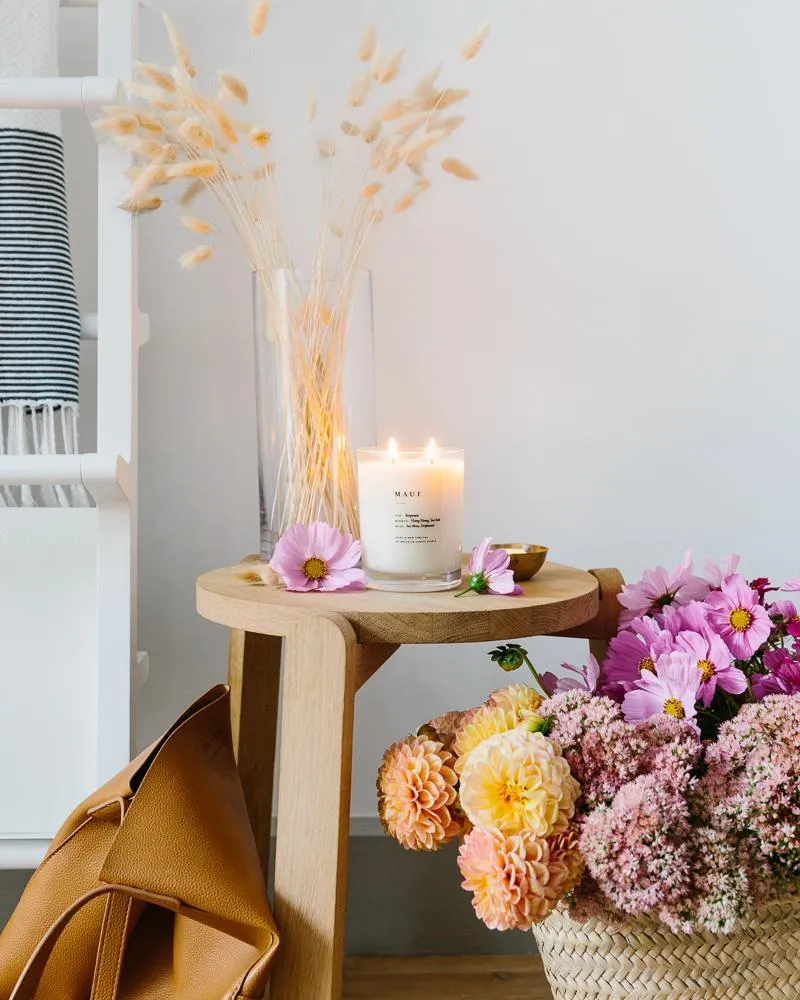 Escapist Candle