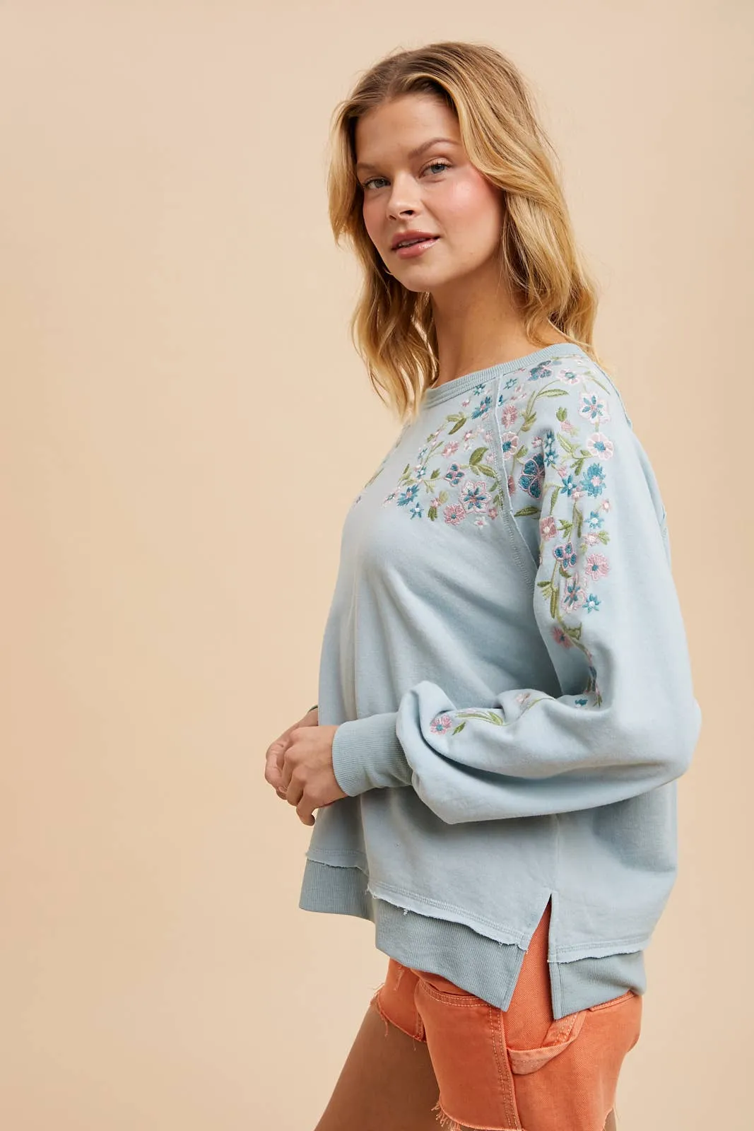 Floral Embroidered Pullover