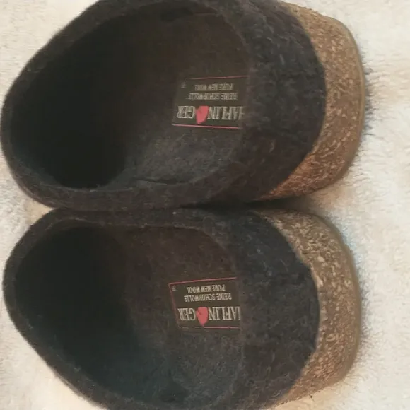 HafLinger Pure New Wool Rubber Soled Grey Clog 39