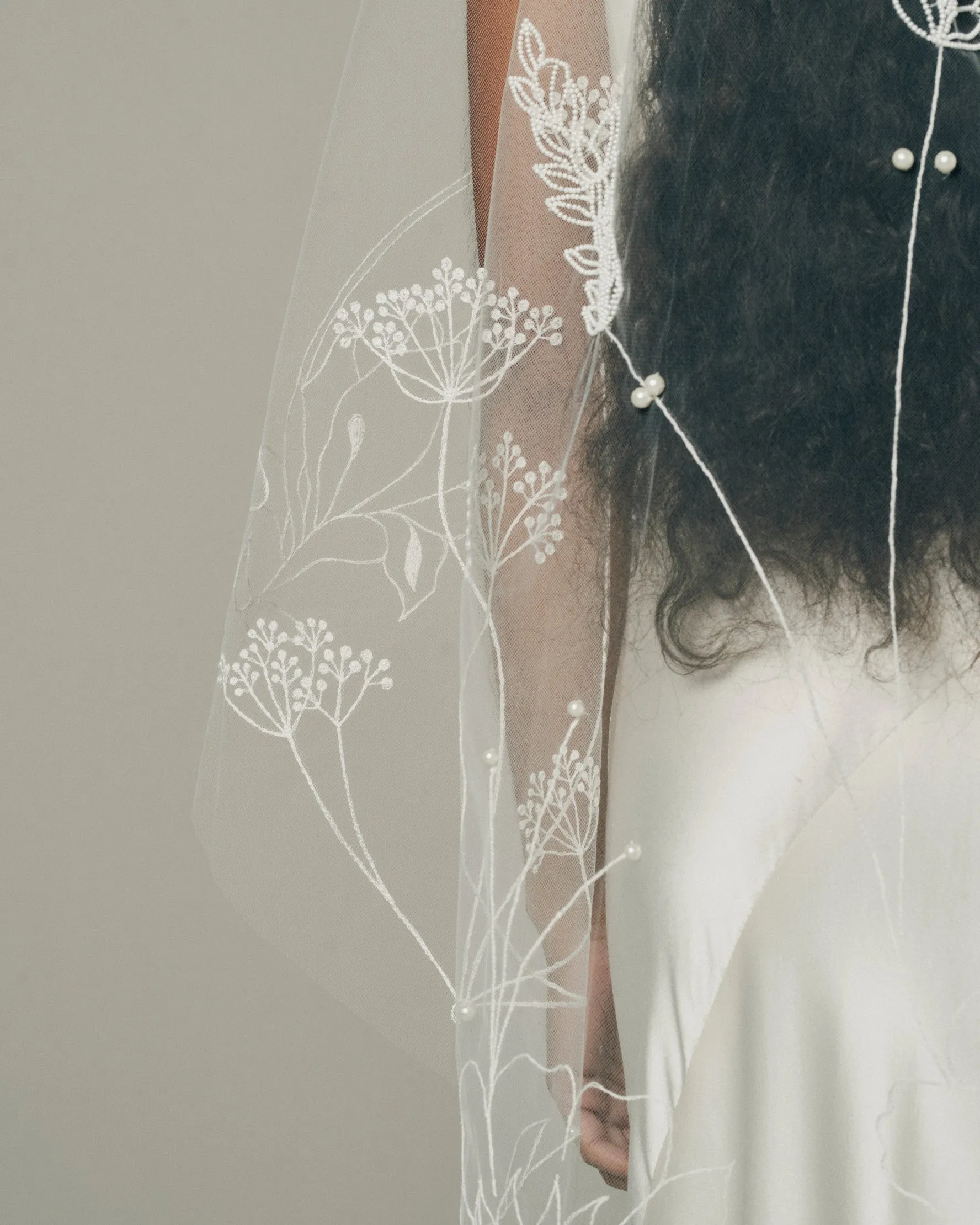 HANA BEADED EMBROIDERED FLORAL VEIL