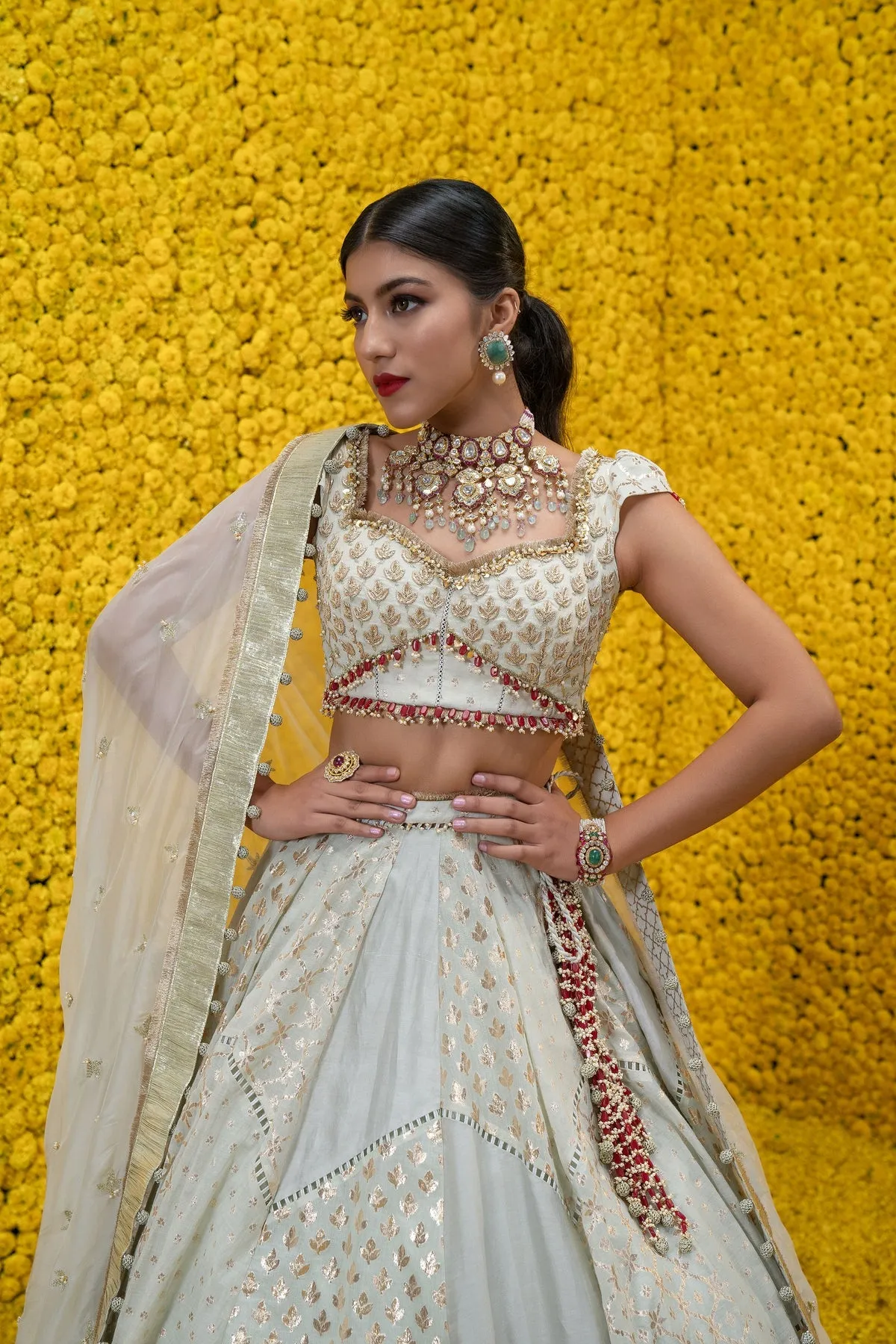 INAYA
