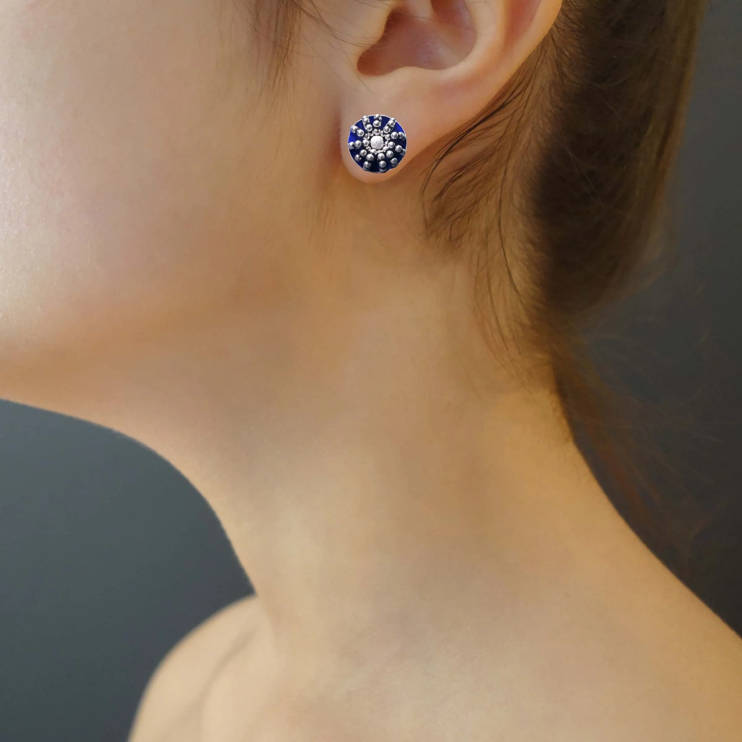 Moonbeams in Dioliskari: sterling silver post earring