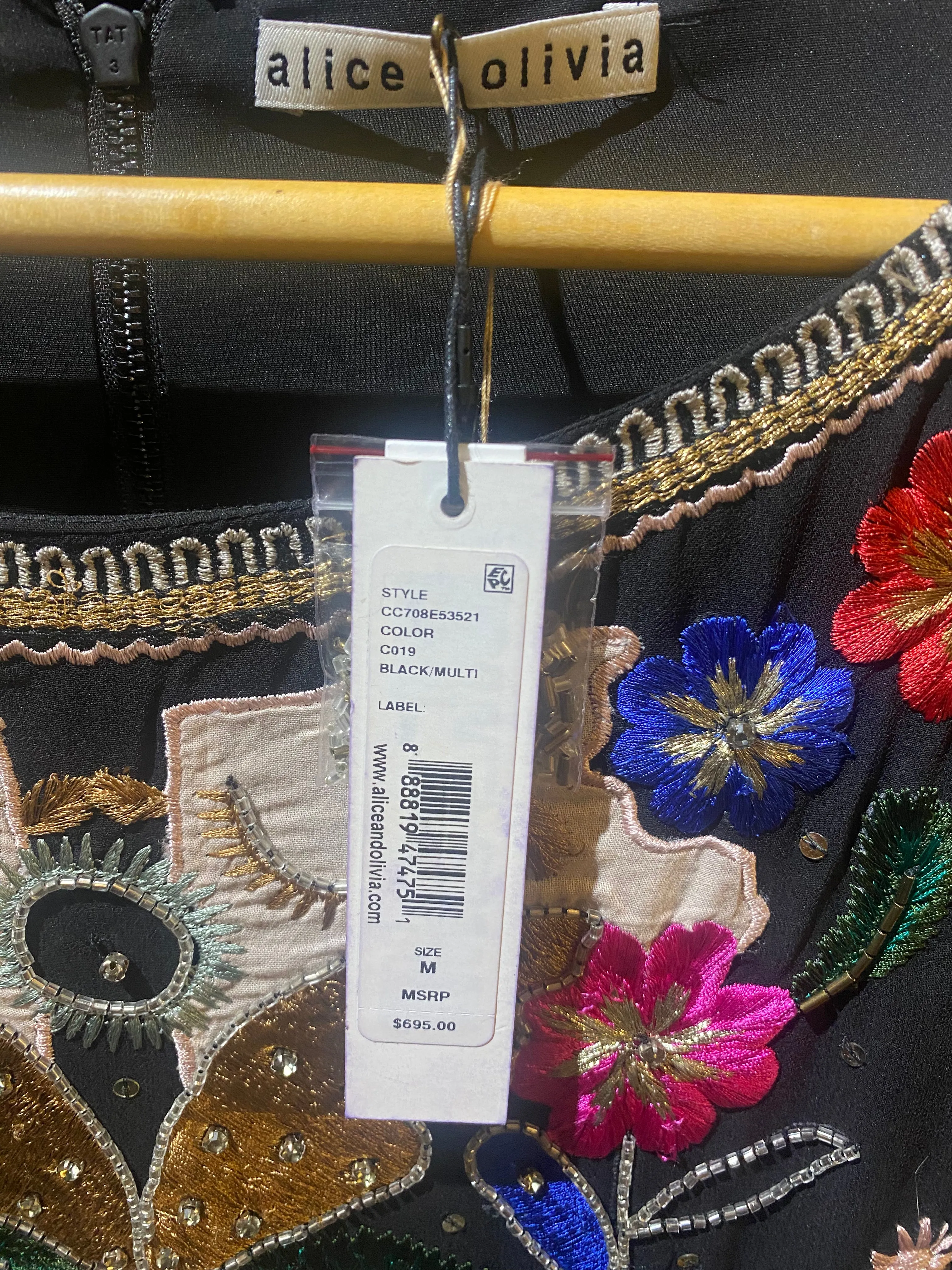 NWT Alice   Olivia Embroidered/Beaded Mini Gown