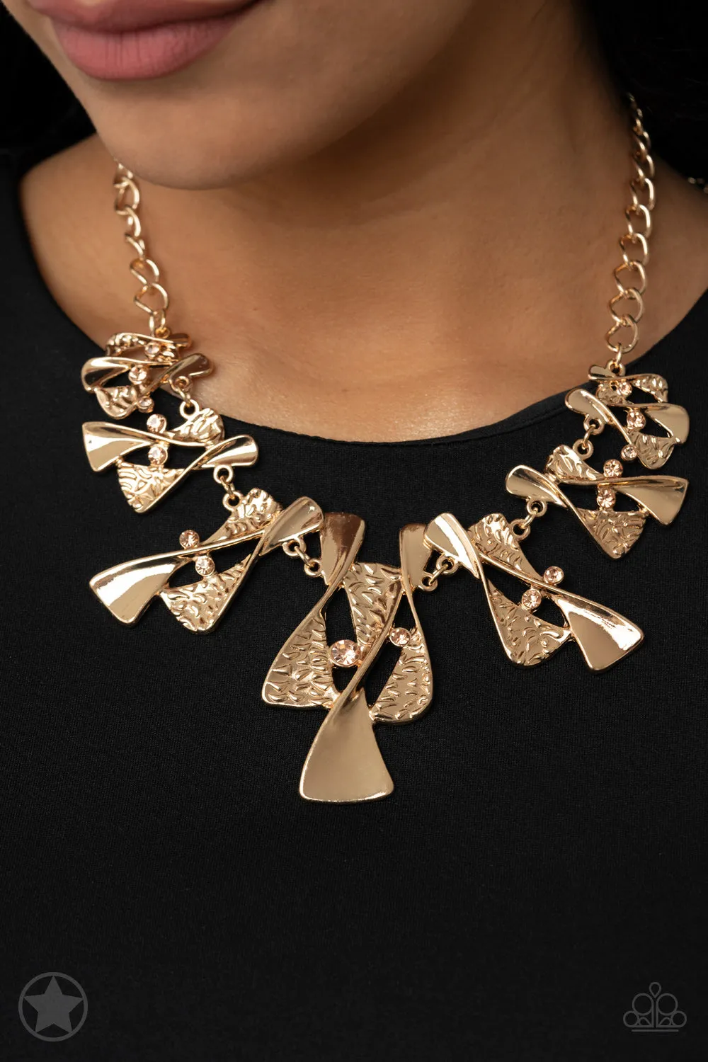 Paparazzi The Sands of Time Necklace Gold