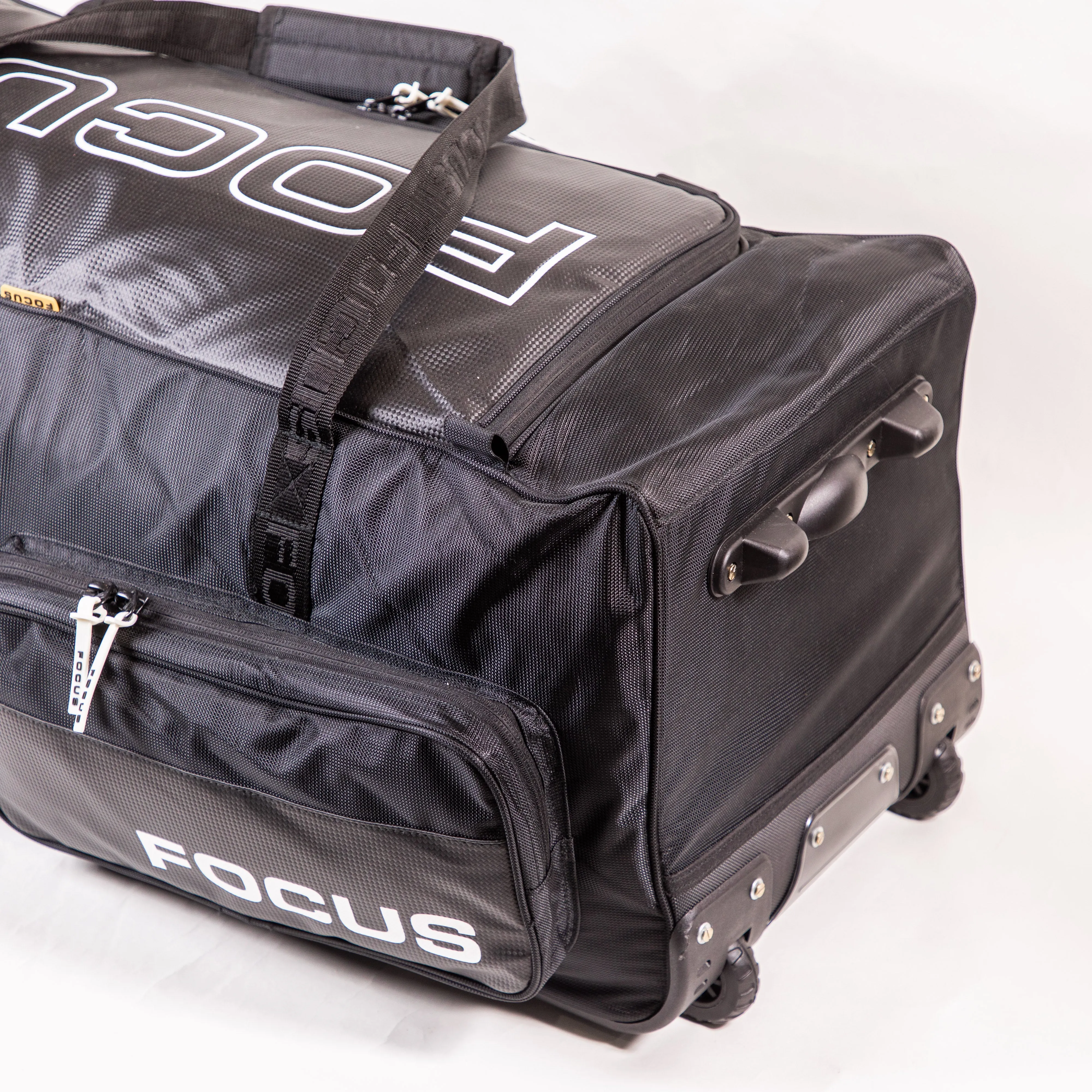Select Edition Cricket Bag - Double Wheelie