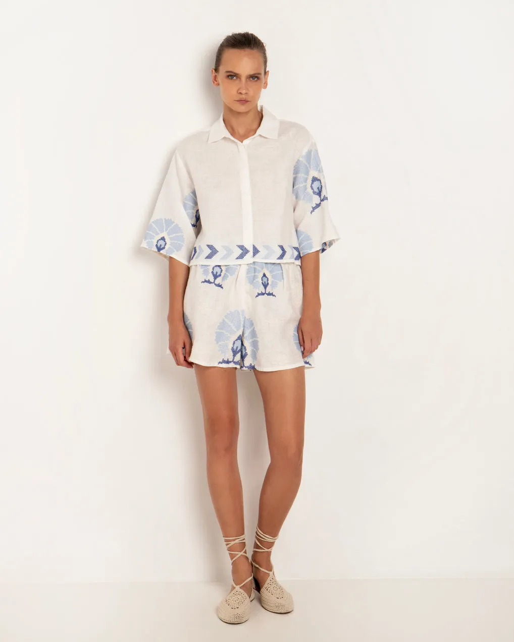 SHORTS MINI PEACOCKS ELASTIC WAISTBAND - WHITE BLUE
