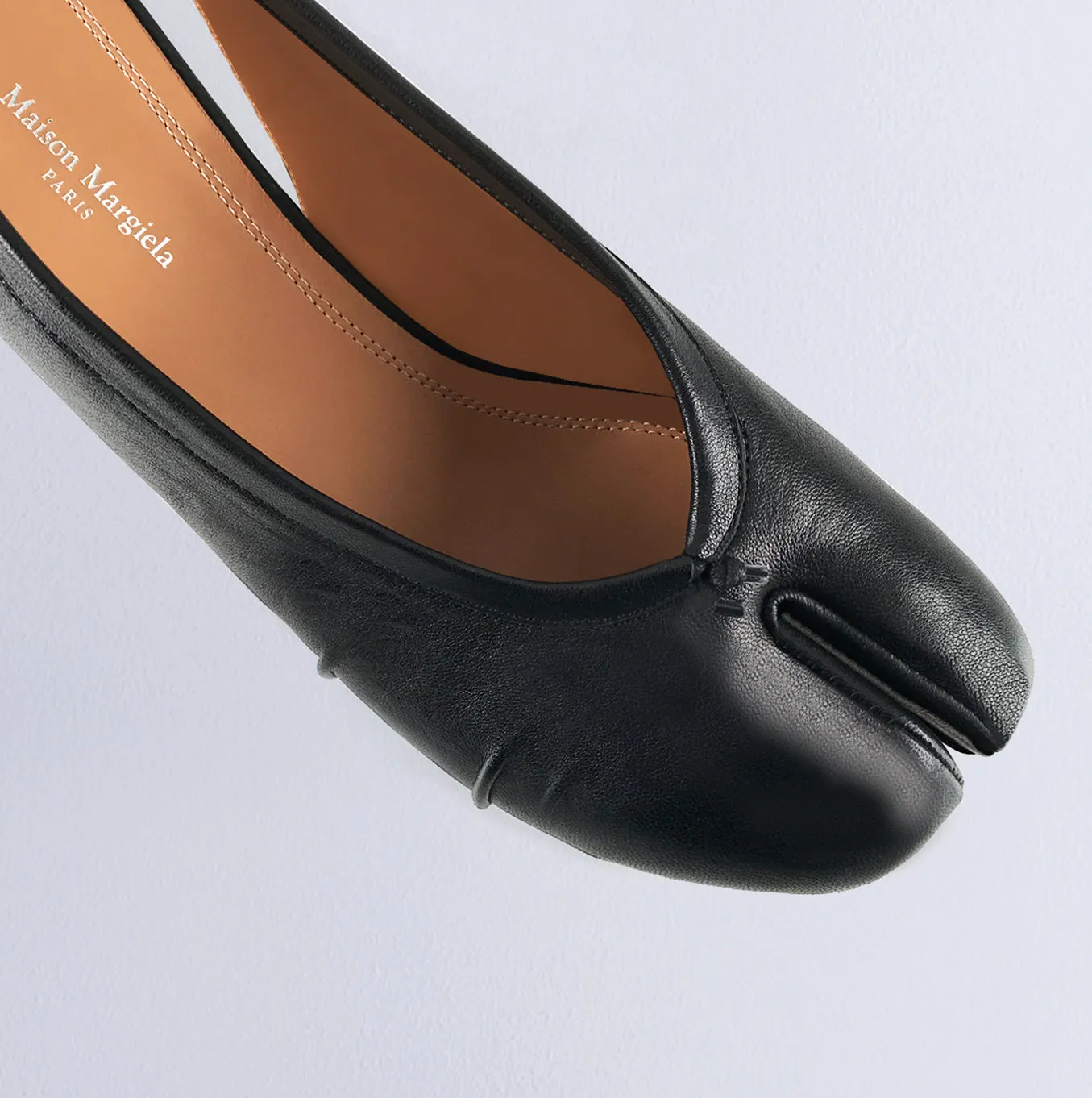 TABI SLINGBACK PUMP