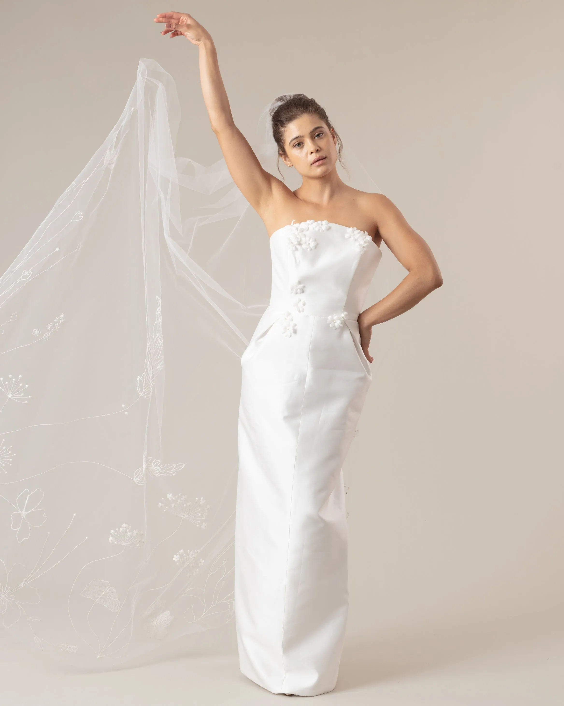 TOKYO BEADED EMBROIDERY FLORAL VEIL