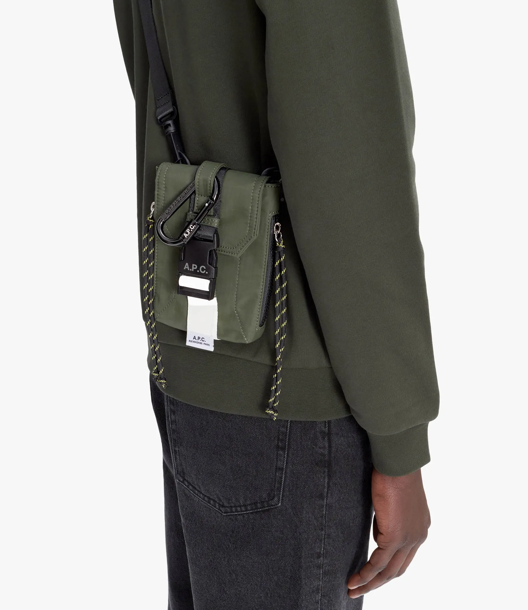 Treck crossbody pouch