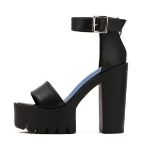 White Sandal Shoes for Women  New Arrival Thick Heels Sandals